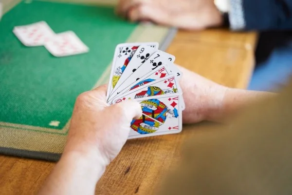 bridge card game table